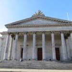 Un român prins cerșind și hărțuind femei în Cork va părăsi Irlanda