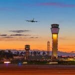 Peste 20 de bărbați deportați în Pakistan cu un zbor charter din Dublin