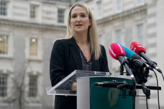 Curriculum școlar Irlanda - elevi de clasa a V-a și a VI-a învățând despre orientarea sexuală și educația primară în noul sistem educațional