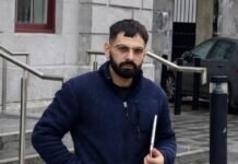 Român acuzat că a furat produse cosmetice de peste 2.000 de euro dintr-o farmacie din Irlanda, împreună cu soția sa