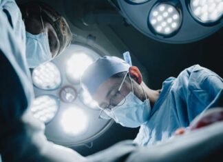 Operație greșită într-un spital din Irlanda: medicii au intervenit asupra testiculului sănătos al unui pacient