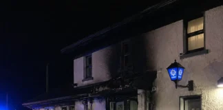 Atac incendiar asupra unei secții Garda