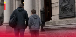Un băiat adus în Irlanda fără acordul mamei poate rămâne în țară, decide Înalta Curte