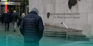 Om al străzii condamnat după ce a fost prins cu o bilă de snooker într-un ciorap