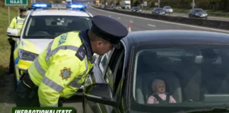 Șofer prins cu 180 km/h în Irlanda. Bebelușul bolnav era, de fapt, o păpușă