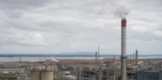 Guvernul păstrează secretă o parte din raportul privind exporturile Aughinish către Rusia