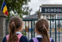 Gemenele unei familii de români din Lucan, fără loc la școală pentru al treilea an copii în clasă specială pentru autism