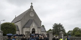 Unități Garda de ordine publică, mobilizate la înmormântările celor cinci adolescenți morți în tragedia de pe M9