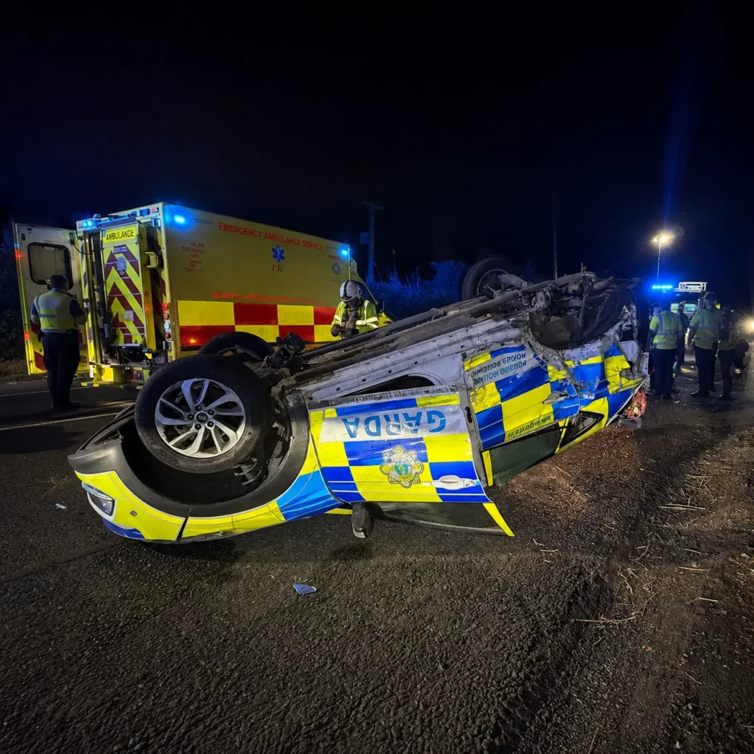 Impact violent în Dublin: Audi furat lovește și răstoarnă o mașină Garda