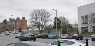 Irlanda accelerează electric, dar doar 4% dintre mașini sunt EV