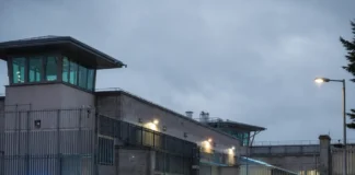 Moarte în celula 8G: deținut de 30 de ani, presupus înjunghiat la Wheatfield Prison