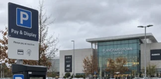 parcare la centrul comercial Blanchardstown