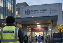 intrarea principală St James’s Hospital Dublin