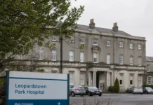 clădirea Leopardstown Park Hospital în Dublin