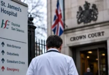 Medic condamnat în Marea Britanie, reclamat în Dublin încă din 2006 clădire instanță judecătorească din Marea Britanie