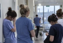 spital din Cork cu personal medical