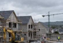șantier de construcție locuințe în Irlanda