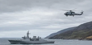 Irlanda a cerut ajutorul Marinei britanice pentru securizarea reuniunii UE din Wicklow navă Royal Navy în largul coastelor Irlandei