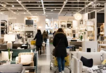 magazin Ikea cu mobilier și produse pentru casă