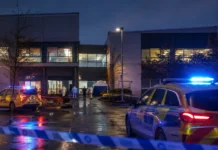 clădire abandonată în South County Business Park