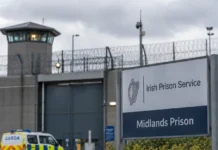 intrarea penitenciarului Midlands Prison
