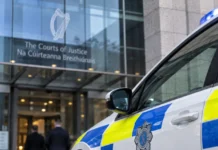 instanță judecătorească în Belfast