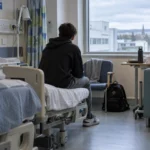 copil într-un spital sub supraveghere