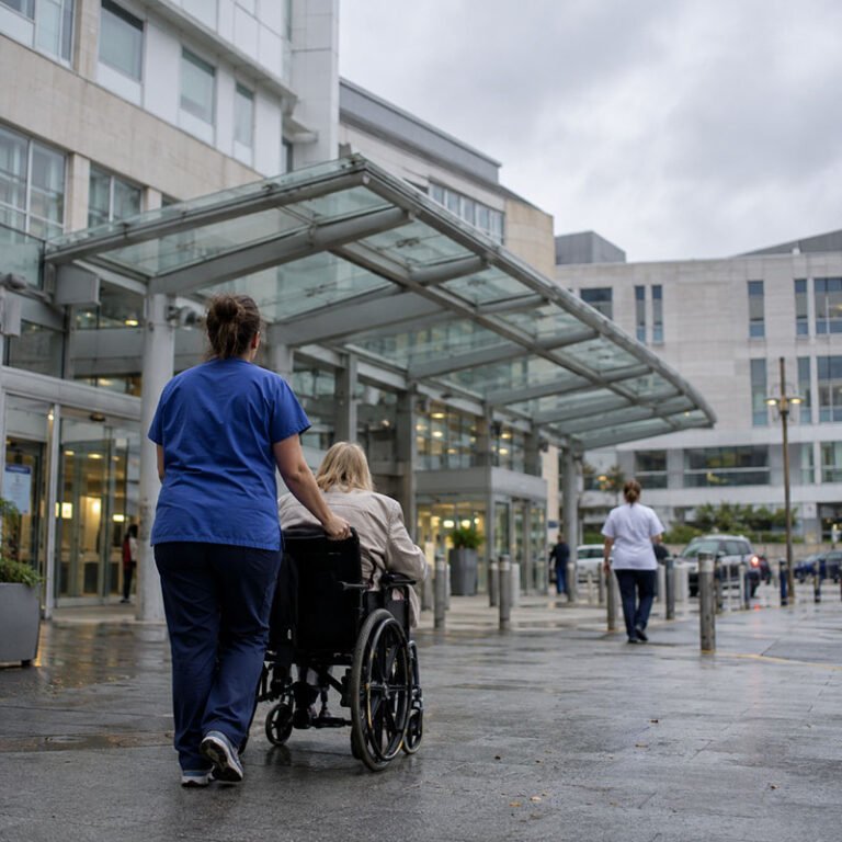 spital din Galway vedere exterioară